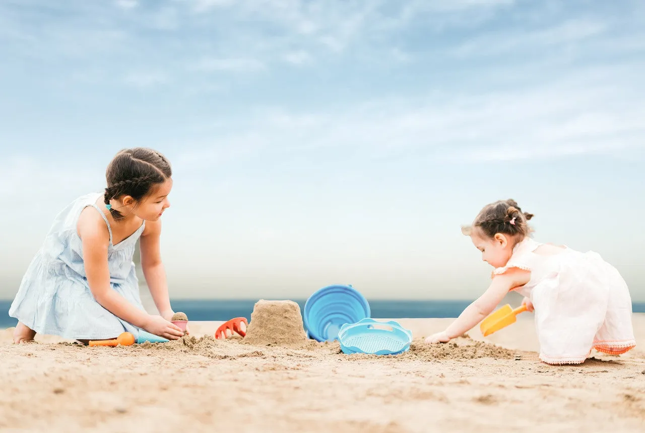7-in-1 Sand Toy Set - Red
