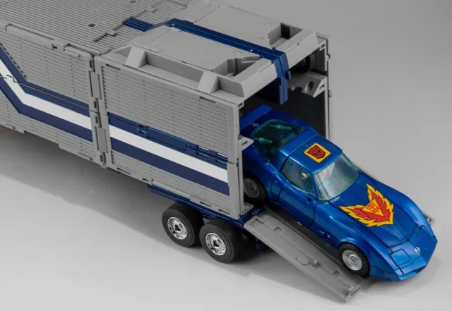 KFC Toys (E.A.V.I. Metal) - P-15 Grand Raijin