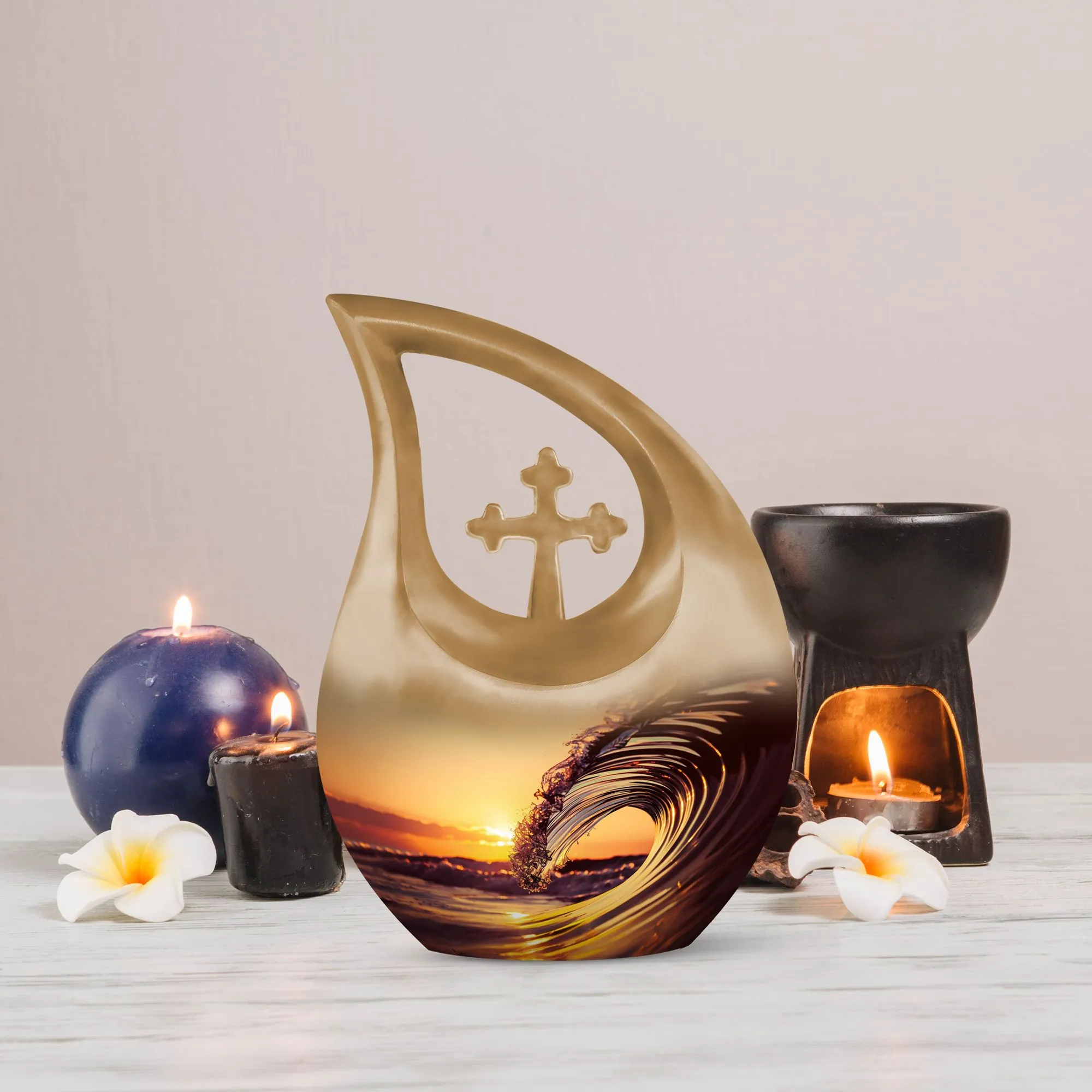 Ocean Waves Cherished Memorial Urn to Honour Loved Ones